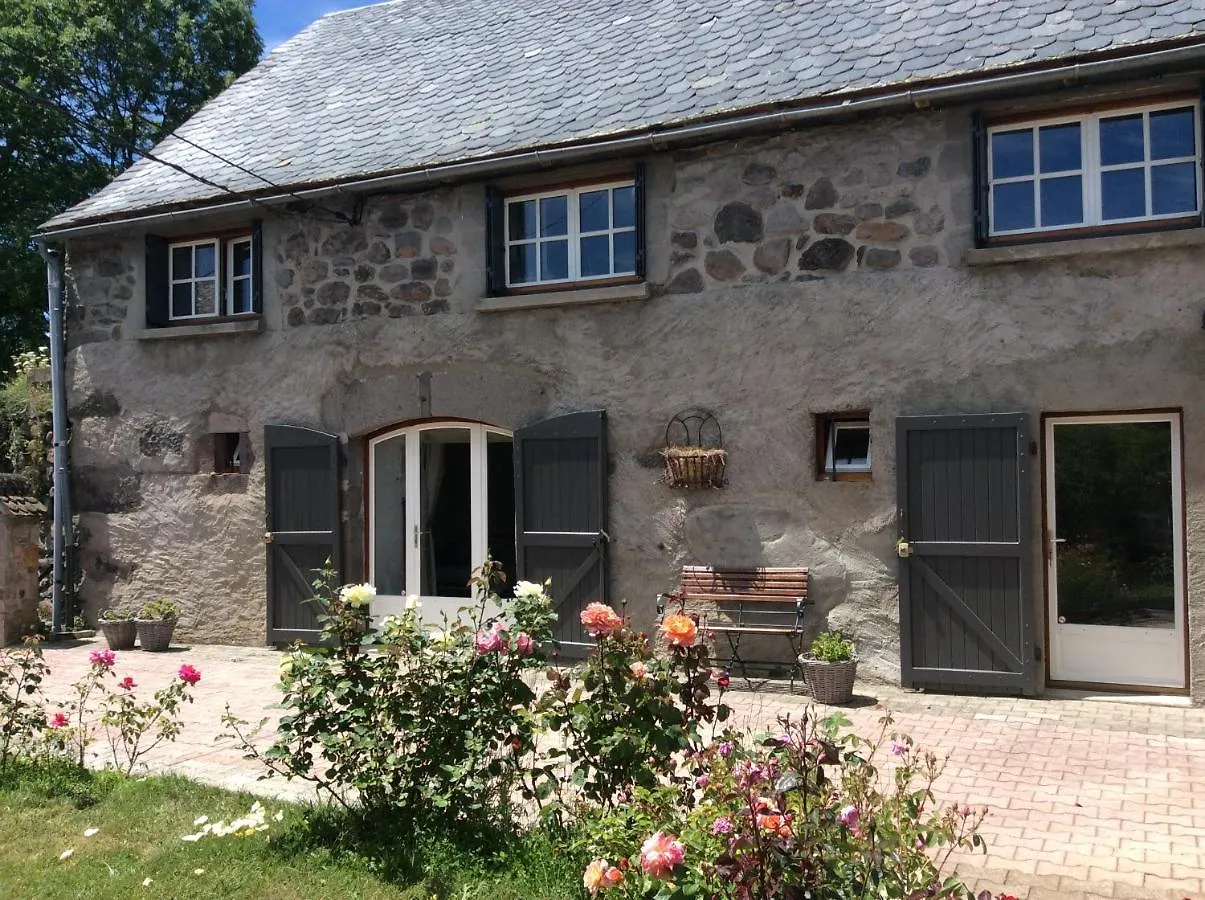 Chambre D'Hotes Grange De La Bastide Bed & Breakfast Laveissiere