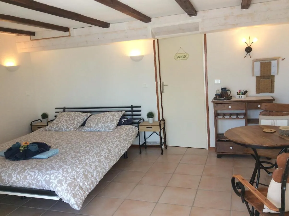 Chambre D'Hotes Grange De La Bastide Bed & Breakfast Laveissiere 0*,