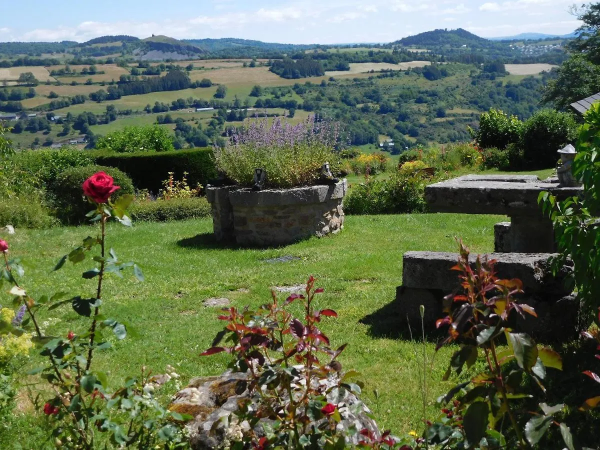 Chambre D'Hotes Grange De La Bastide Bed & Breakfast Laveissiere